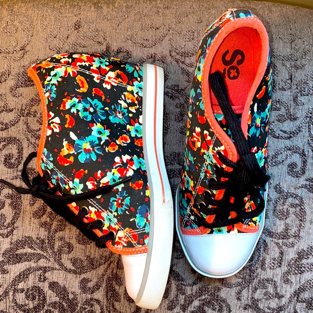 SO floral wedges, worn once